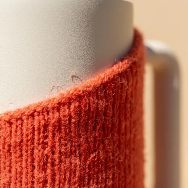 Big Sip Sleeve, close-up