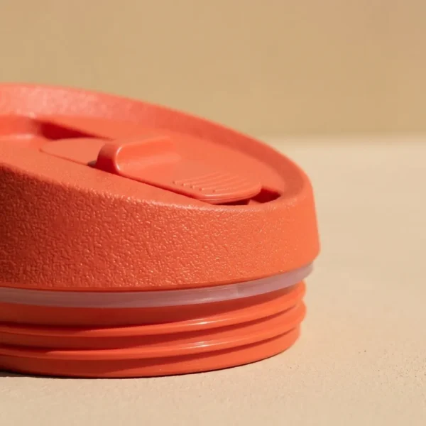 Lid Sampler, close-up