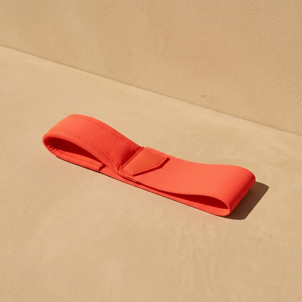 Wrist Loop Carrier, studio photo in midday sun